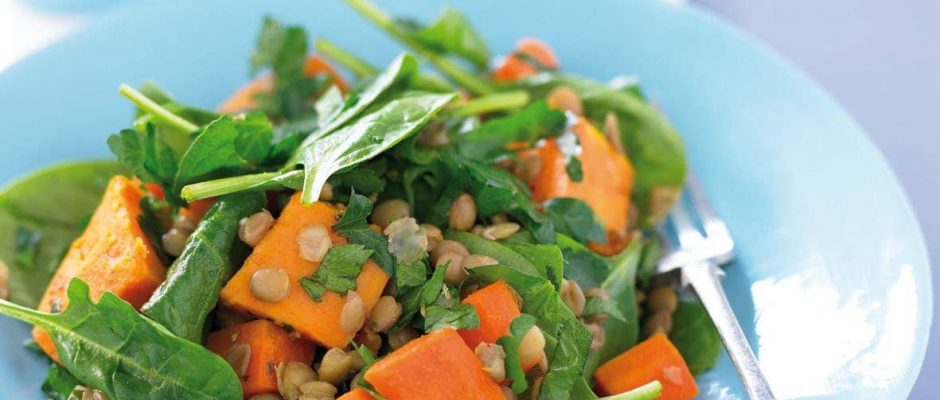 Lentil cashew salad