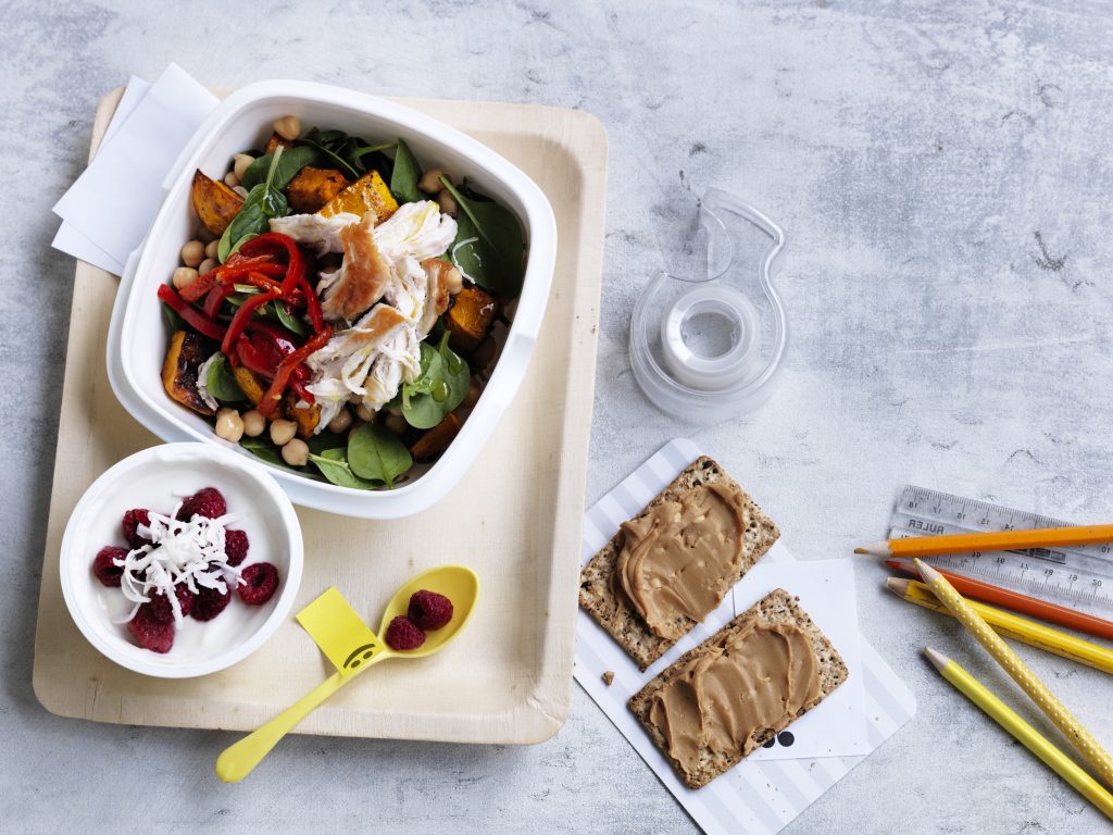 Lunchbox: Chicken, chickpea and roasted pumpkin salad + snacks Lunchbox: Chicken, chickpea and roasted pumpkin salad + snacks