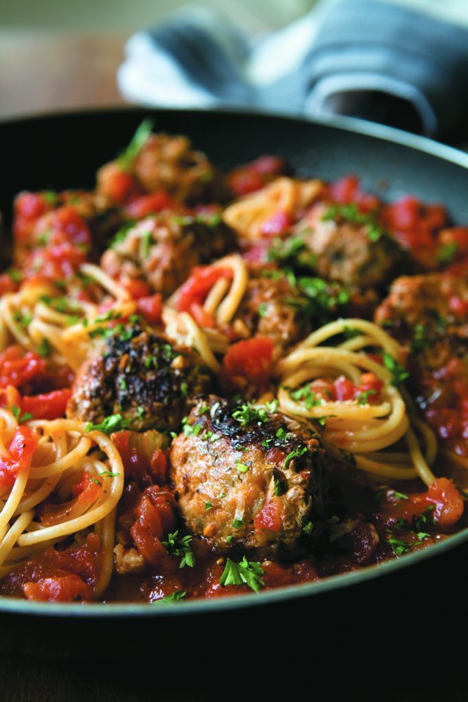Parsley and fennel meatballs with spaghetti Parsley and fennel meatballs with spaghetti