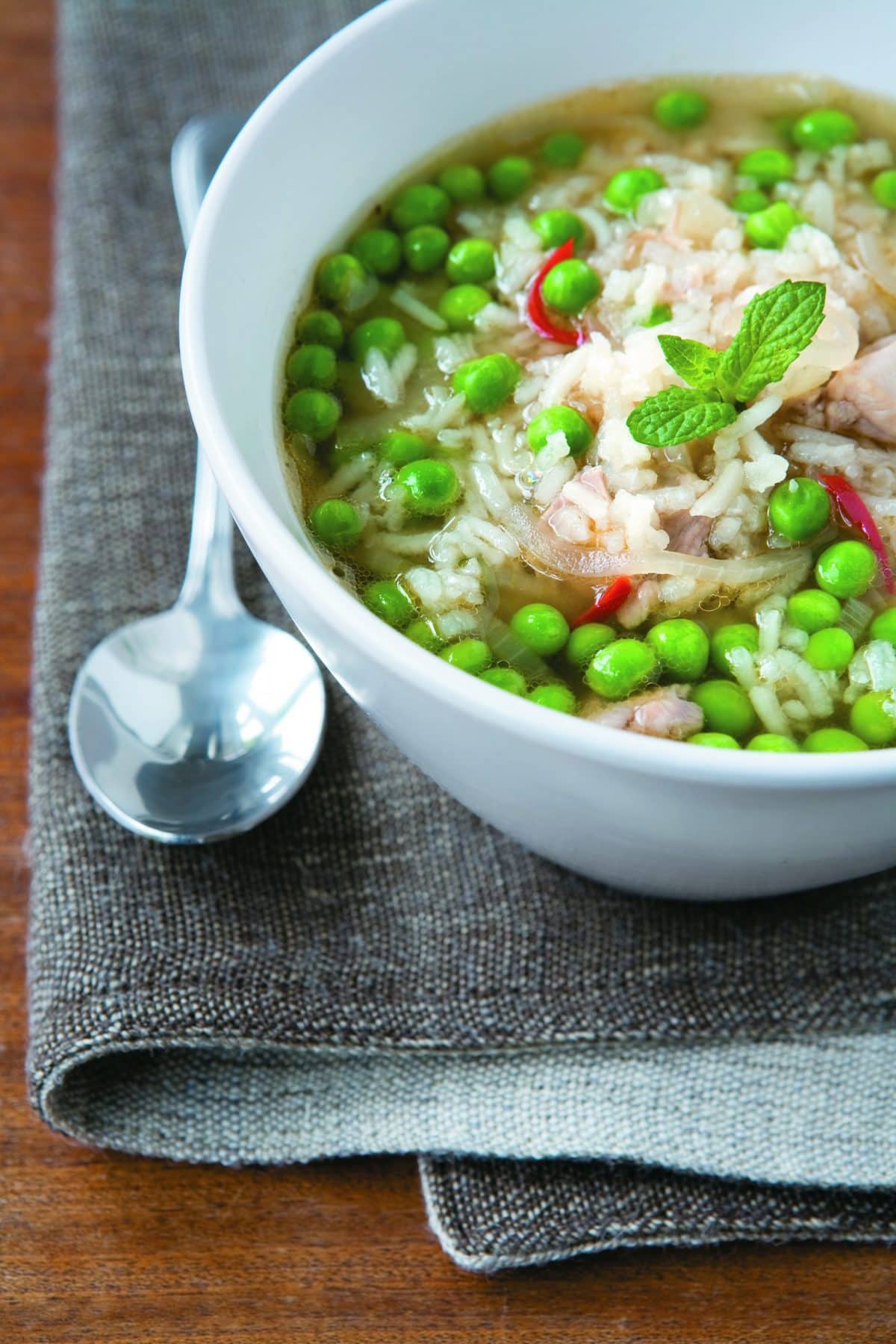 Poached chicken with chilli, lemon and mint