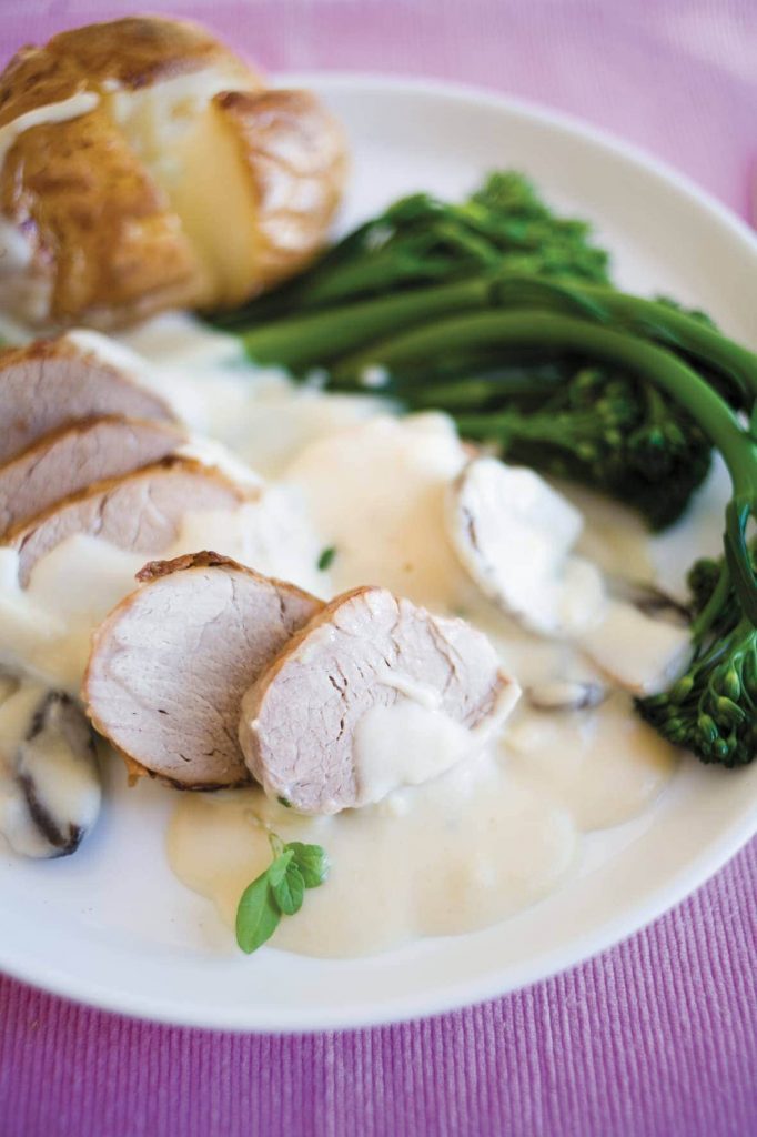 Pork with herby white wine sauce Pork with herby white wine sauce
