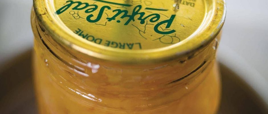 Preserved peaches