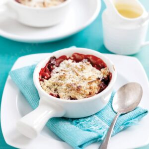 Rhubarb and berry crumble