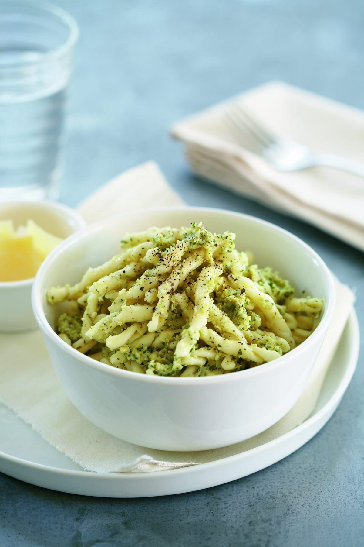 Salsa verde pasta