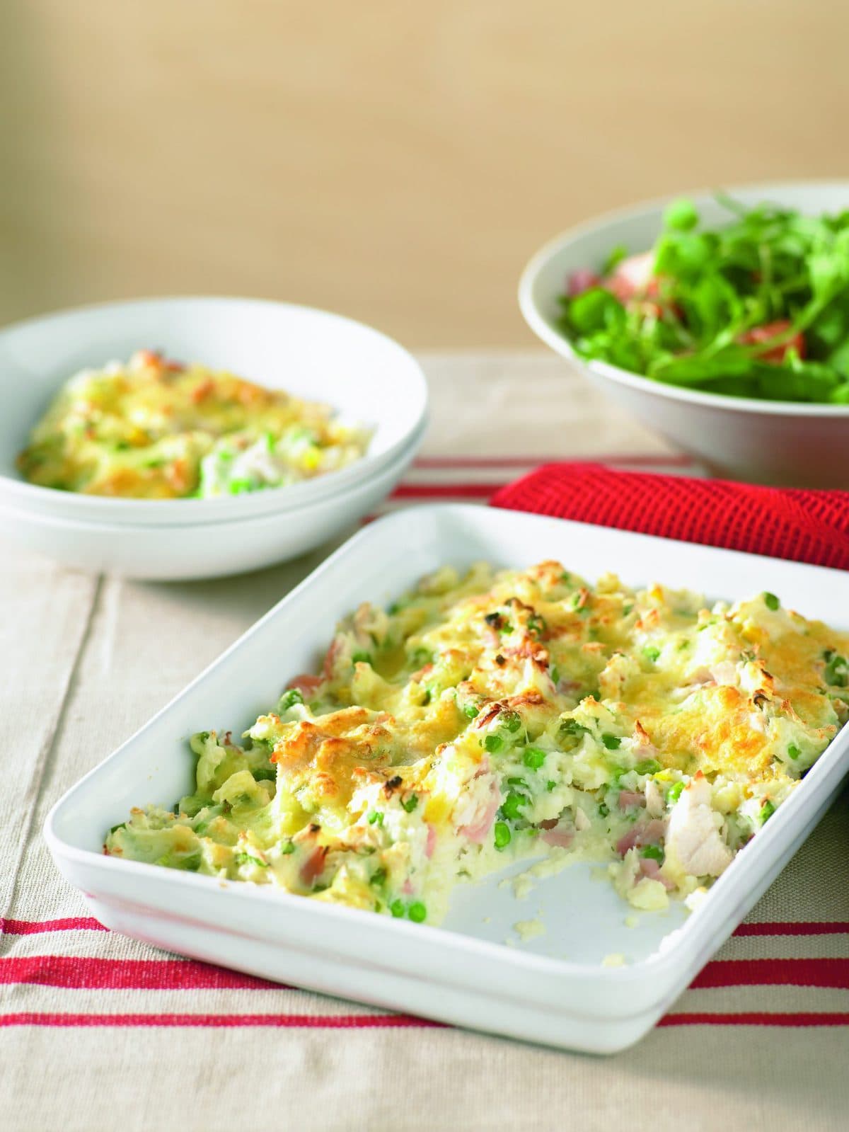 Saucy chick ‘n’ veg bake