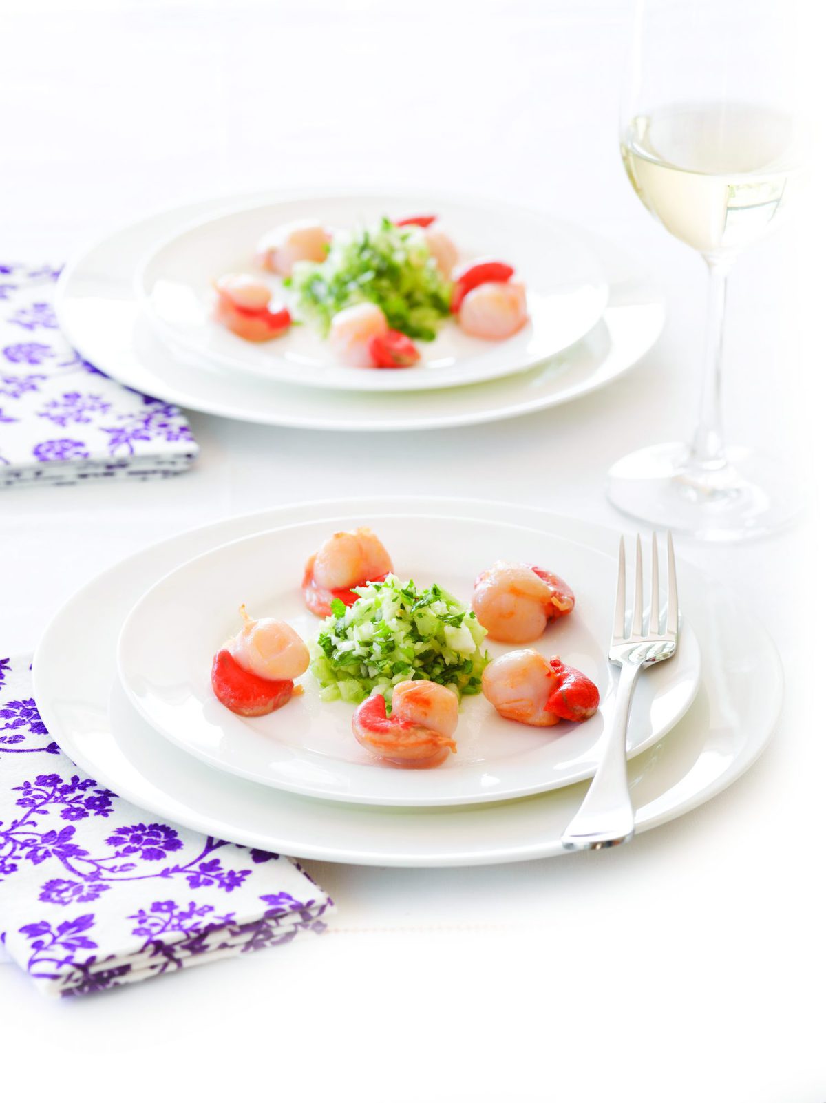 Scallops, apple, fennel and herb salsa
