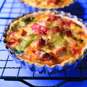 Smoked chicken tartlets