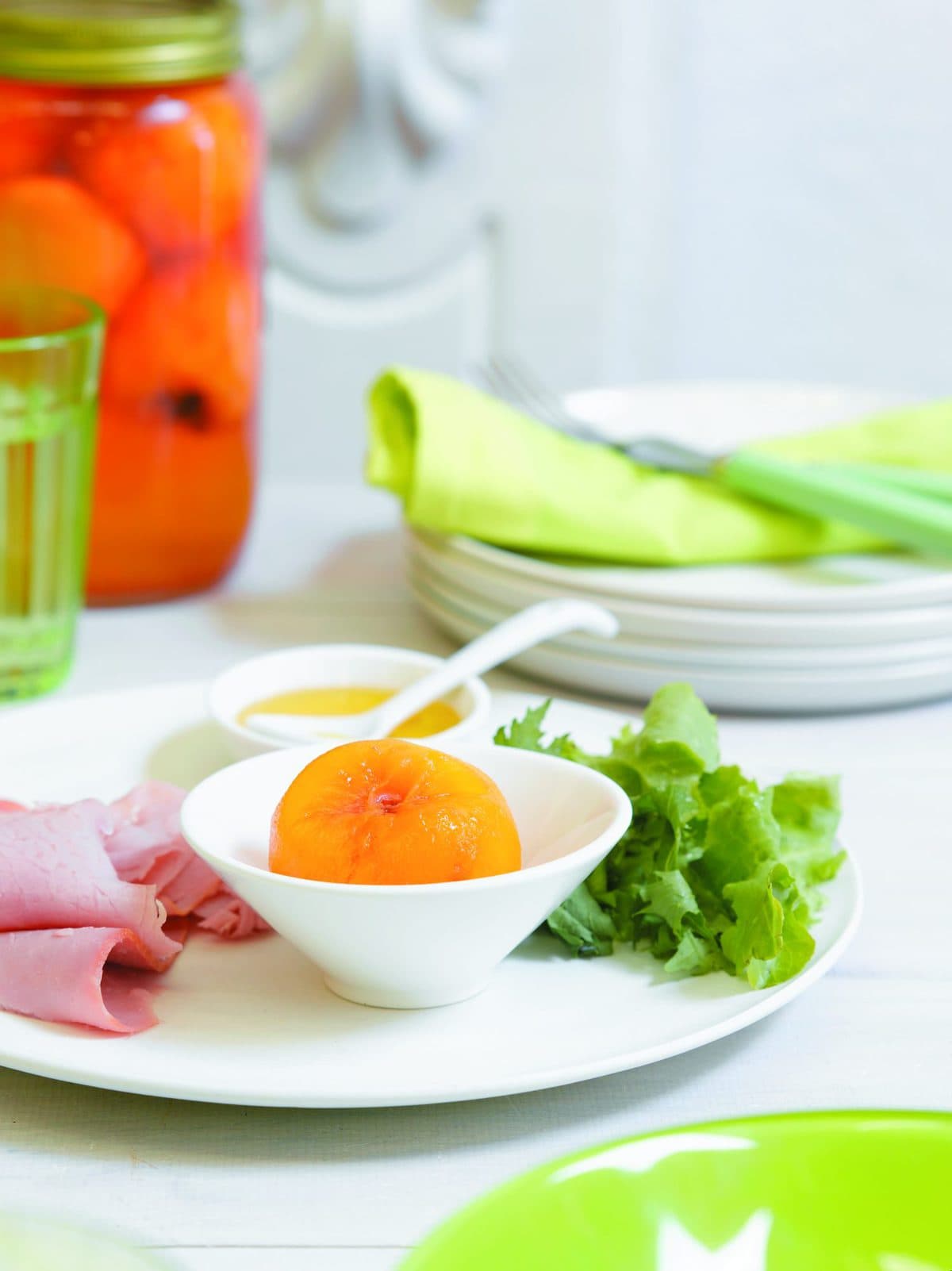 Spiced (pickled) peaches