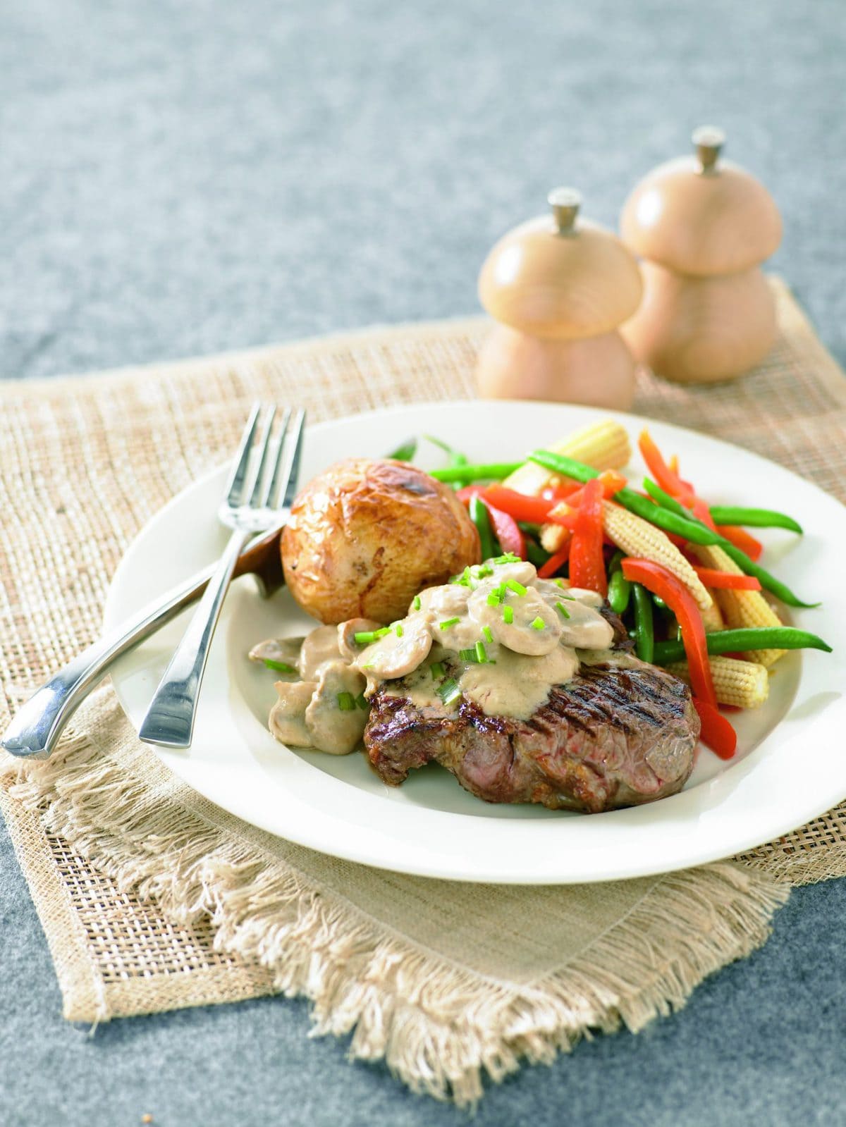 Steak with mushroom sauce