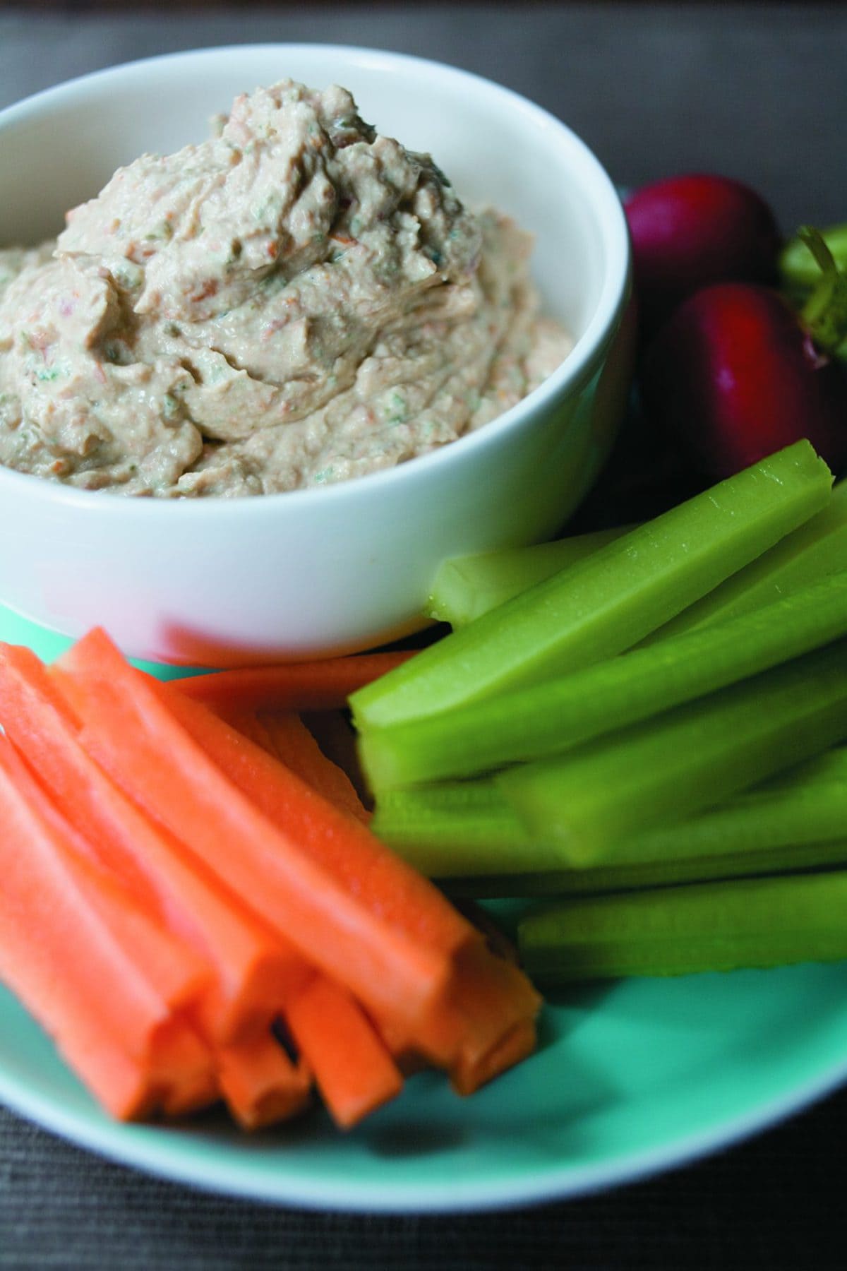 Tofu, semi-dried tomato and basil dip