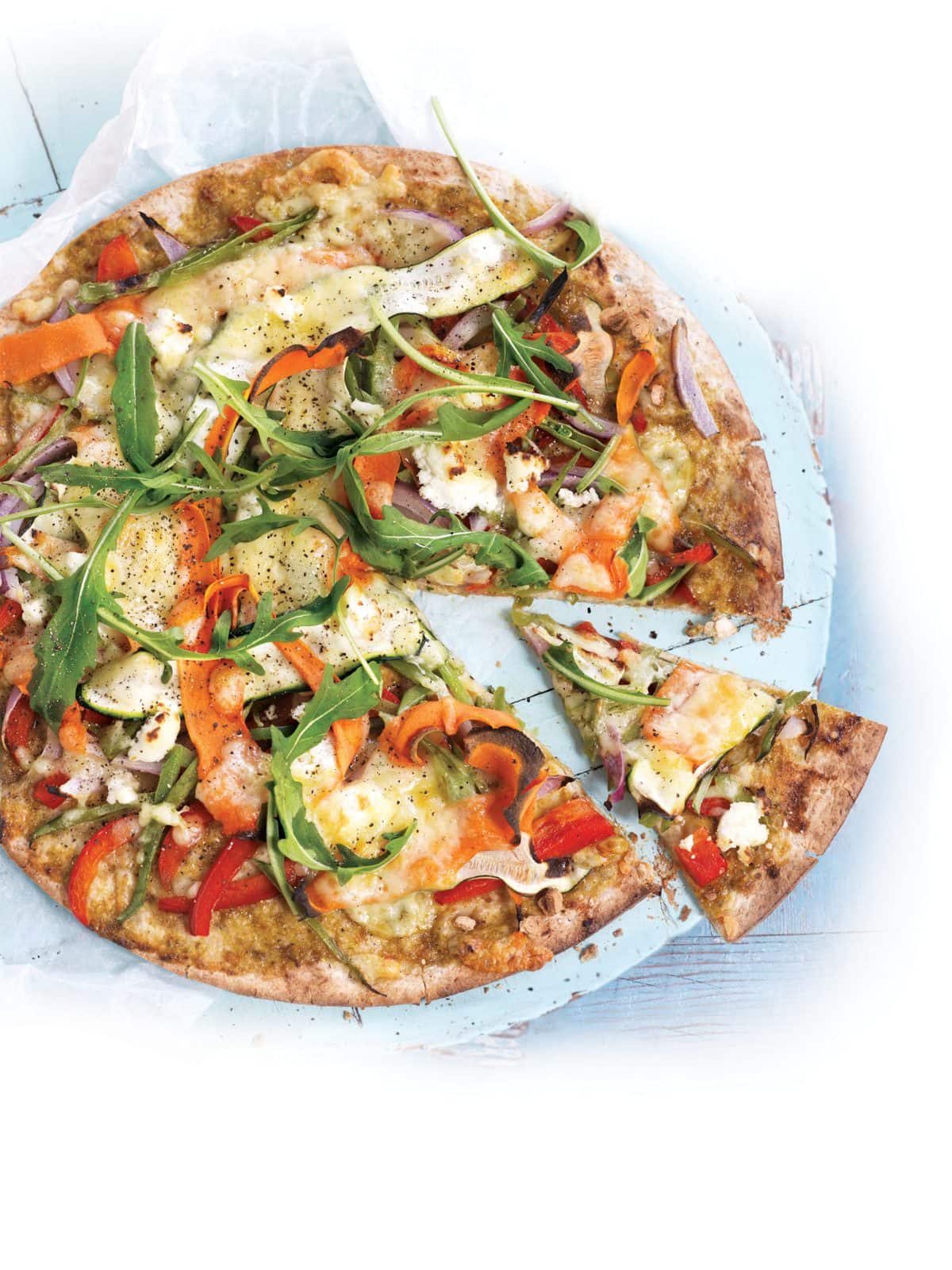 Vegetable and pesto pizza