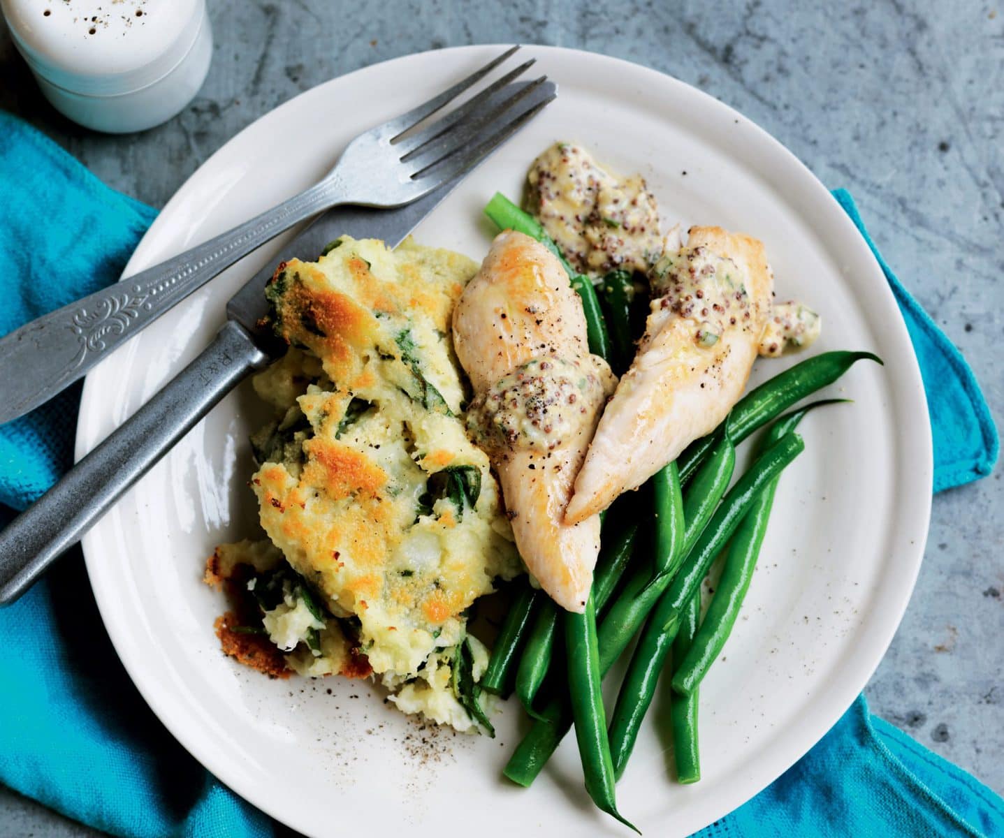Grilled chicken and mash gratin with mustard sauce