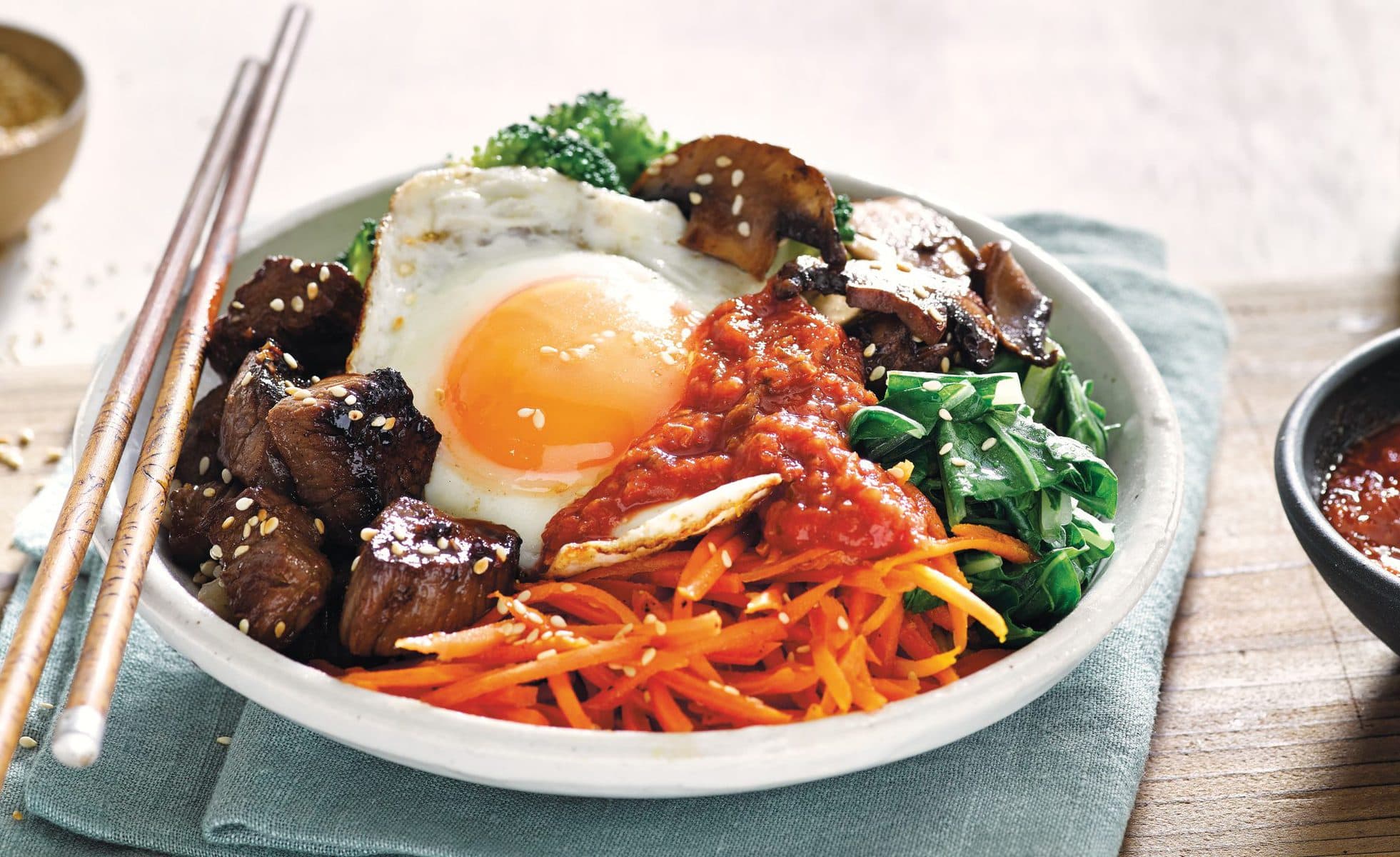 Bibimbap with grilled lamb and kimchi ketchup