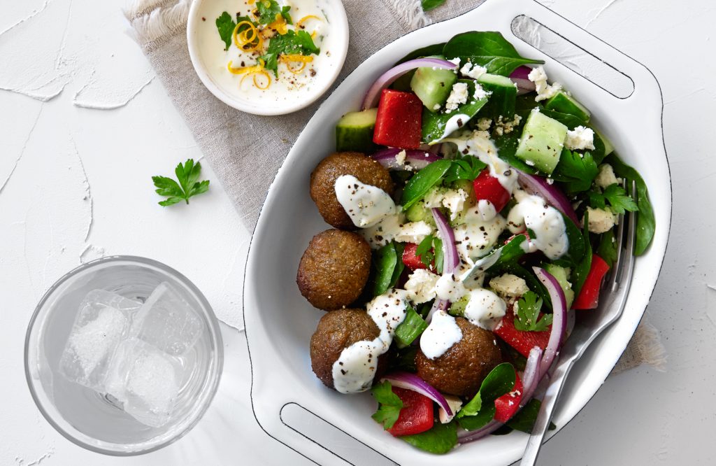 Crunchy Greek falafel salad Crunchy Greek falafel salad