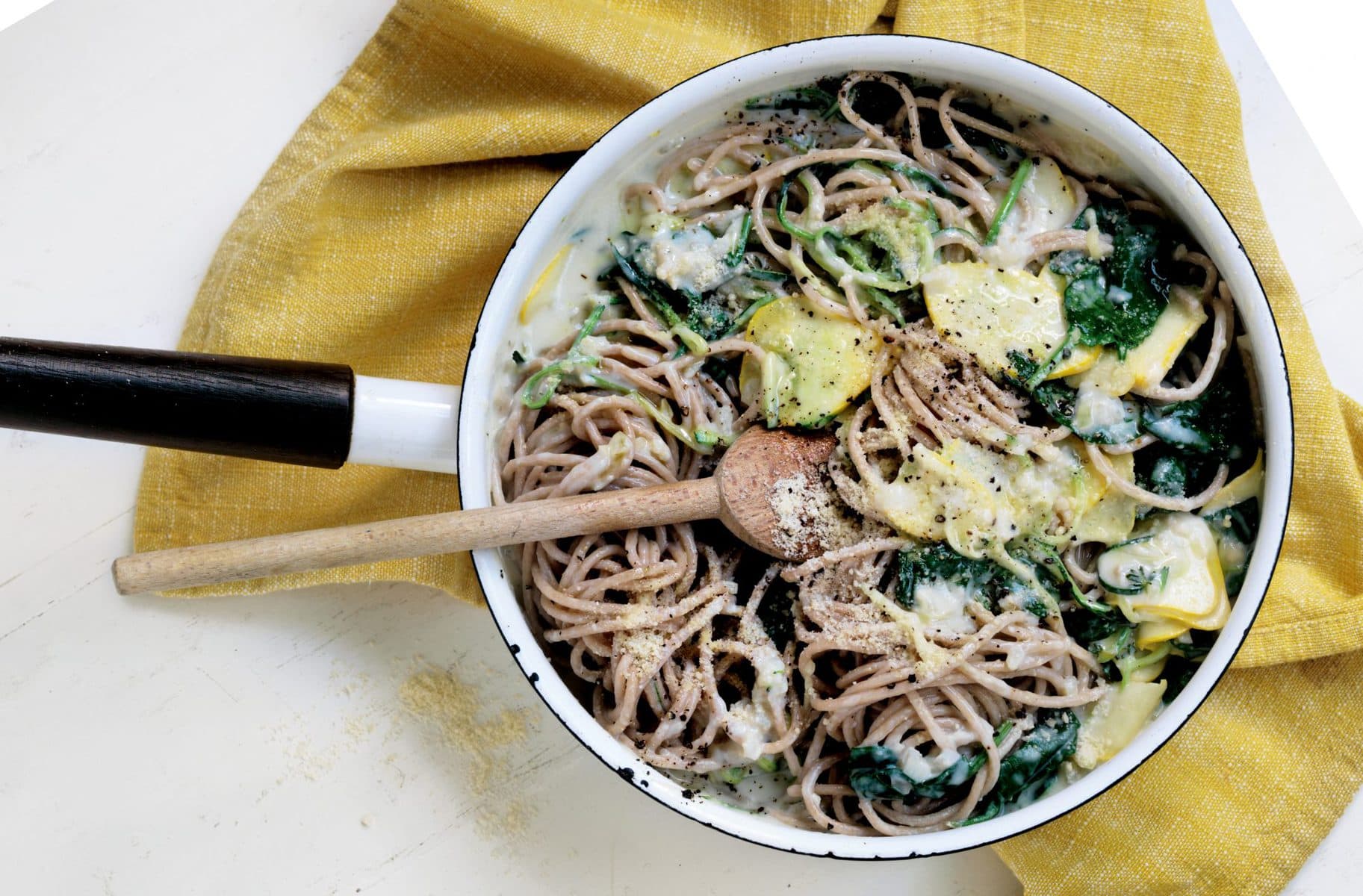 Healthy pasta alfredo