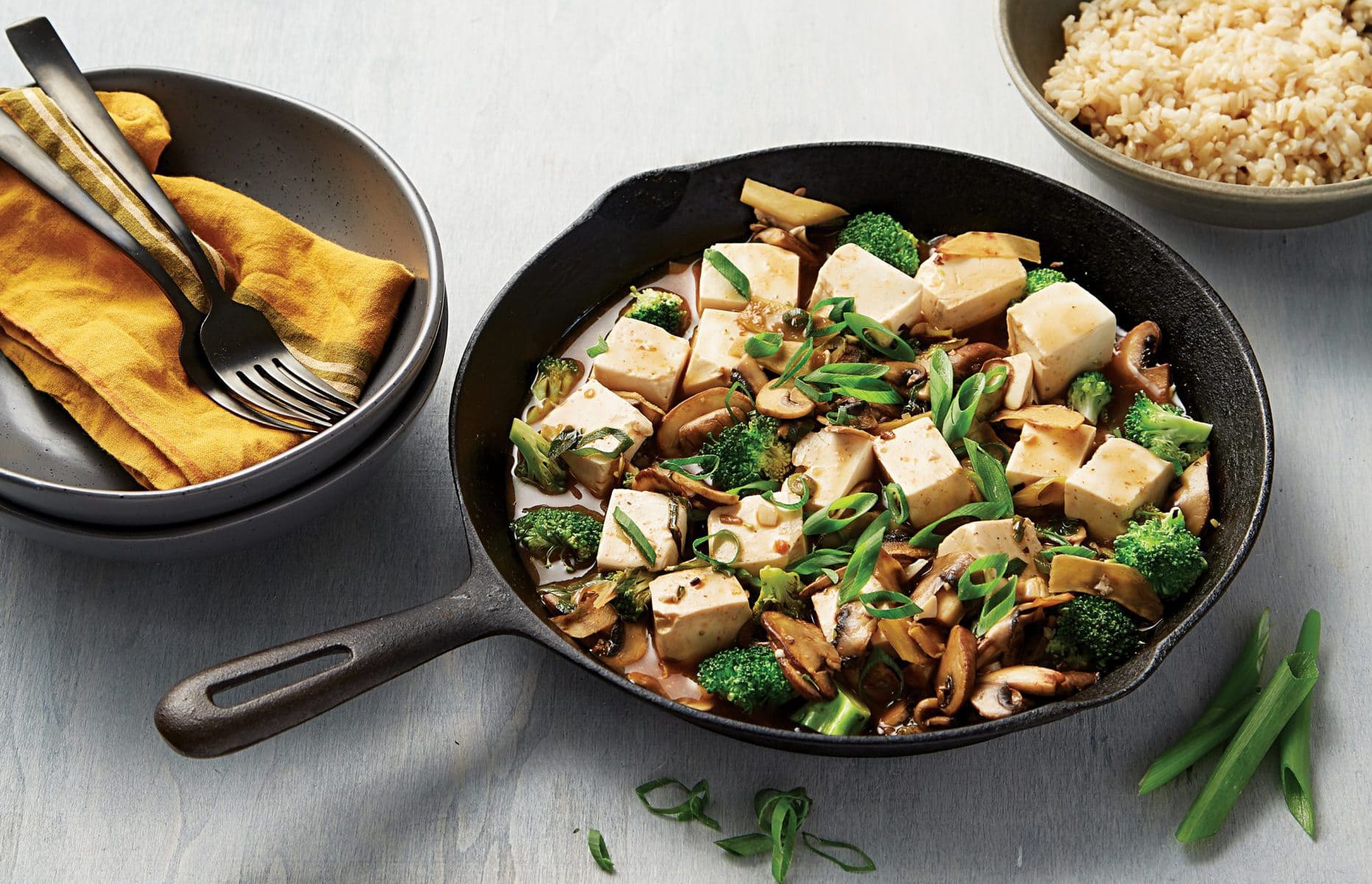 Braised spicy mushrooms and tofu