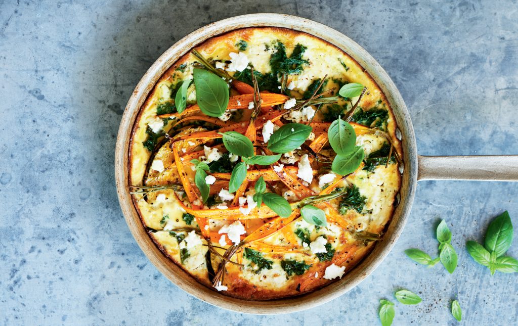 Kale, pumpkin and feta frittata with pesto Kale, pumpkin and feta frittata with pesto