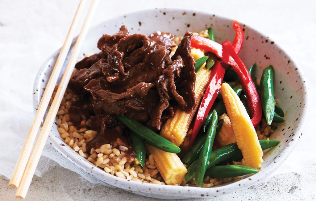 Garlic and pepper steak stir-fry with brown rice Garlic and pepper steak stir-fry with brown rice