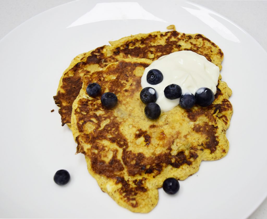 How to make 3 ingredient banana pancakes How to make 3 ingredient banana pancakes