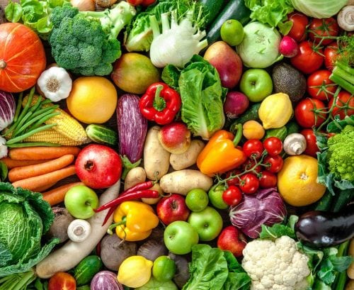 Fruit and vegetables of many kinds