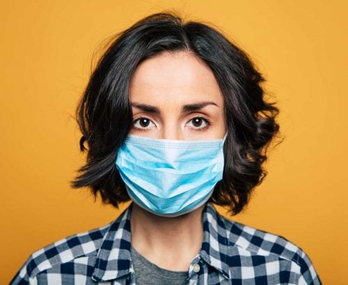 Woman wearing a face mask