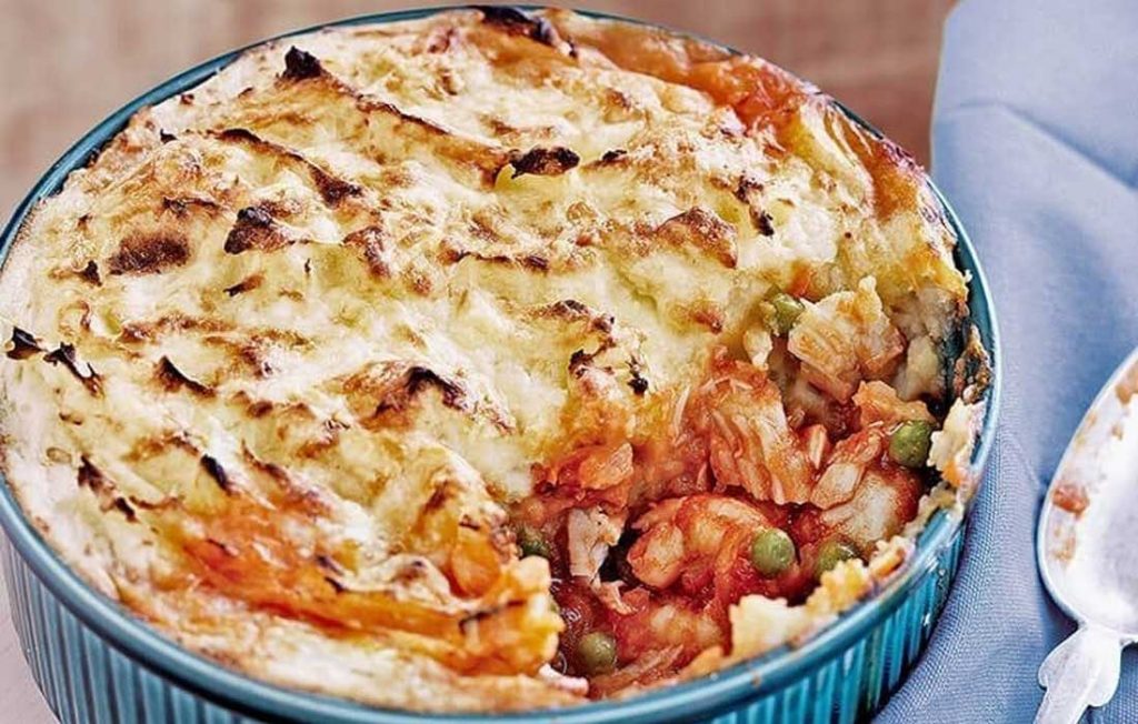 Healthier fish and tomato pie Healthier fish and tomato pie