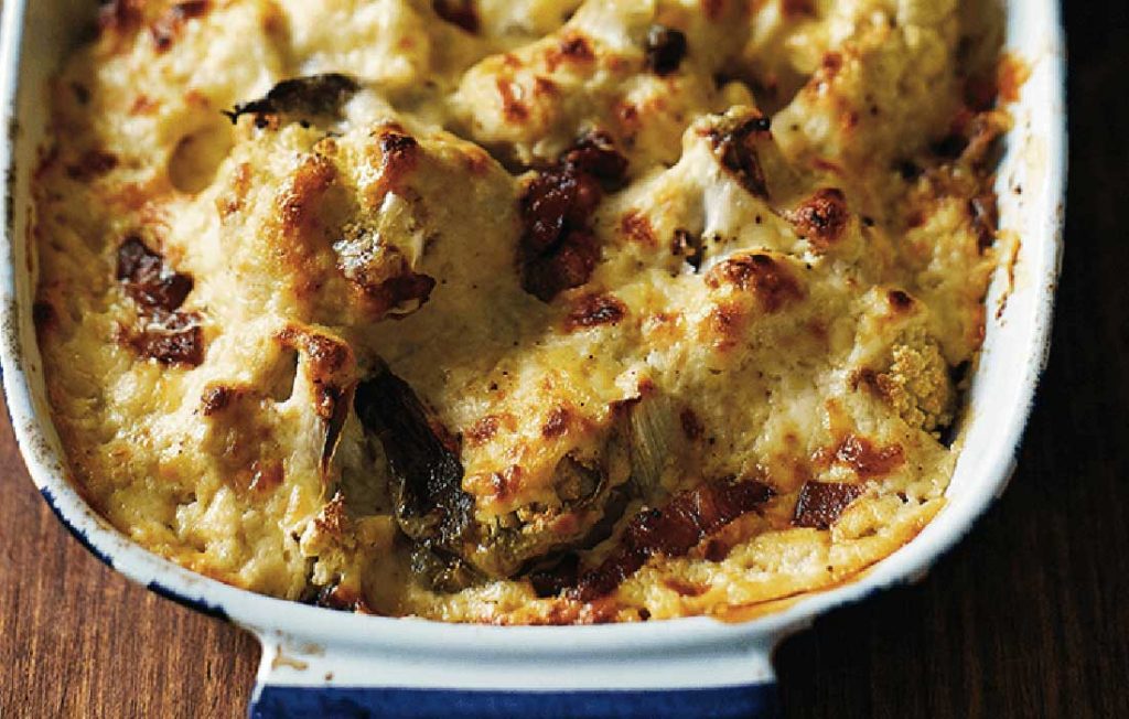 Low-carb cauliflower cheese