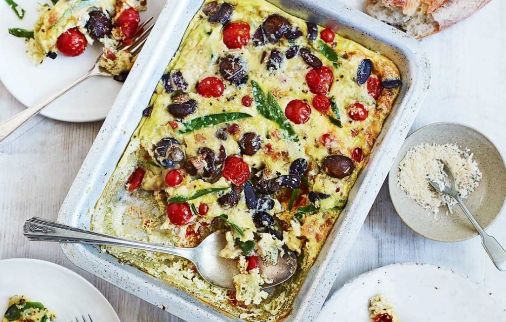 Oven-baked mushroom and pancetta omelette