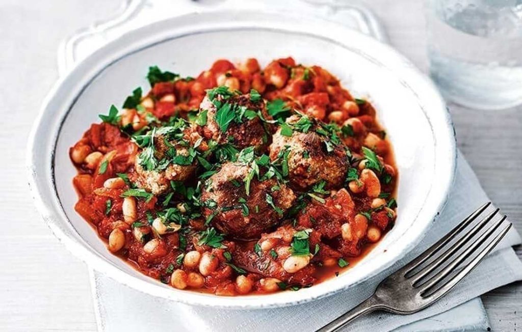 Turkey meatballs with homemade baked beans Turkey meatballs with homemade baked beans