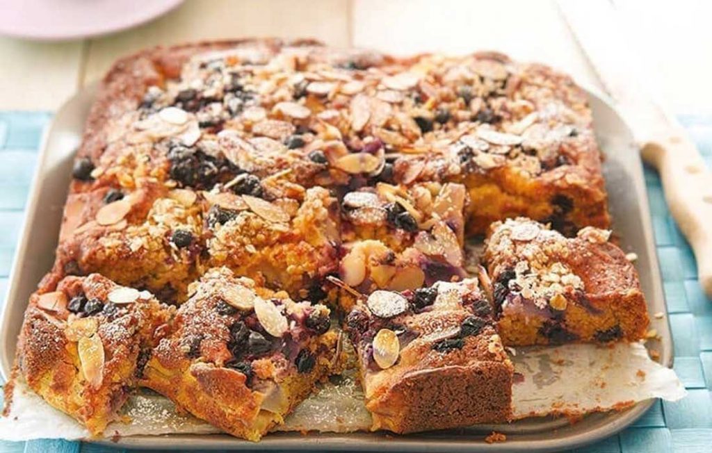 Blueberry and apple ginger slice