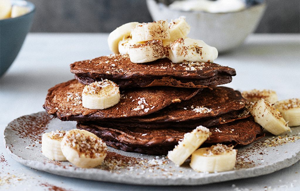 Chocolate pancakes with coconut and bananas Chocolate pancakes with coconut and bananas