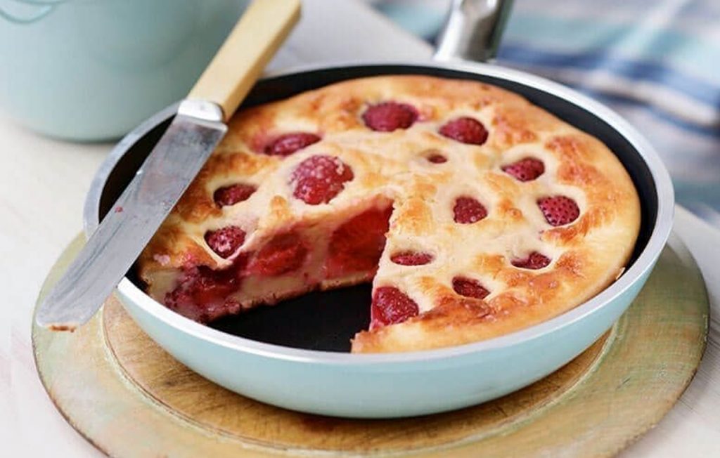 Strawberry clafoutis