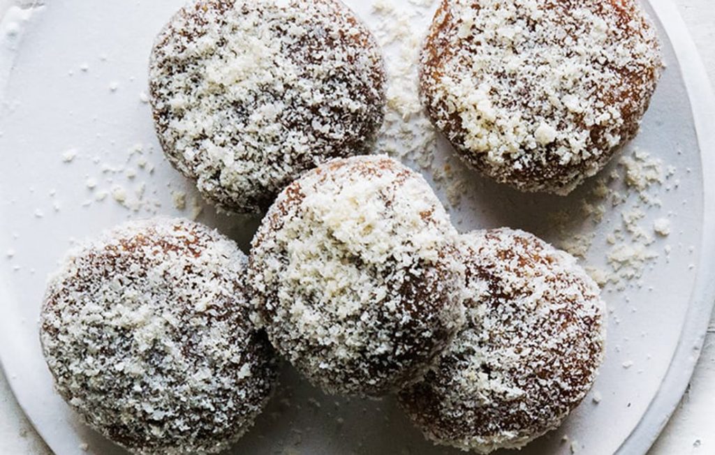 Fig, walnut and ginger balls