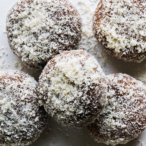 Fig, walnut and ginger balls