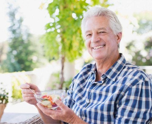 Man eating a healthy meal