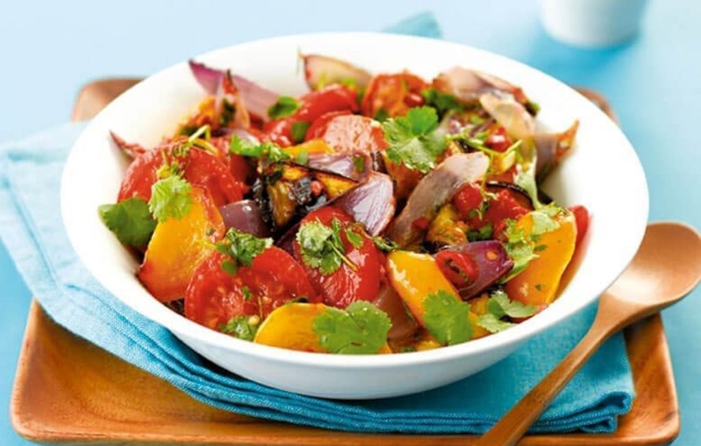 Warm Thai-spiced salad
