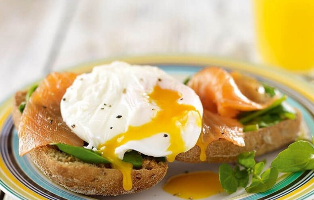 Salmon, eggs and spinach Salmon, eggs and spinach