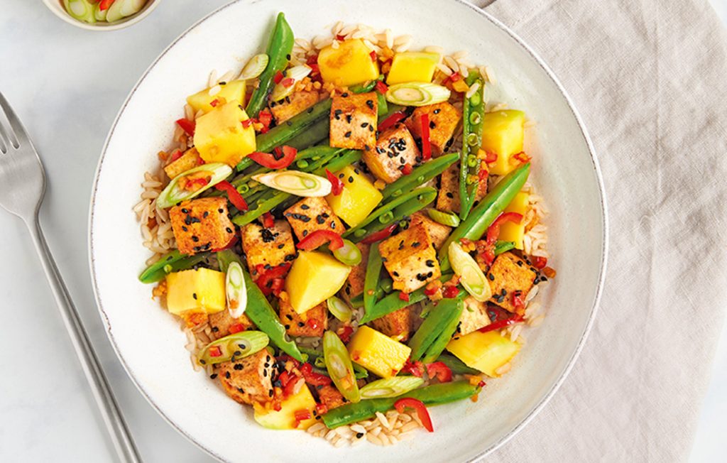 Sesame tofu and mango with spicy ginger dressing