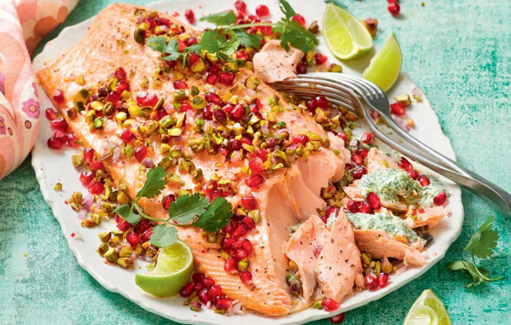 Baked salmon with pistachio and pomegranate Baked salmon with pistachio and pomegranate