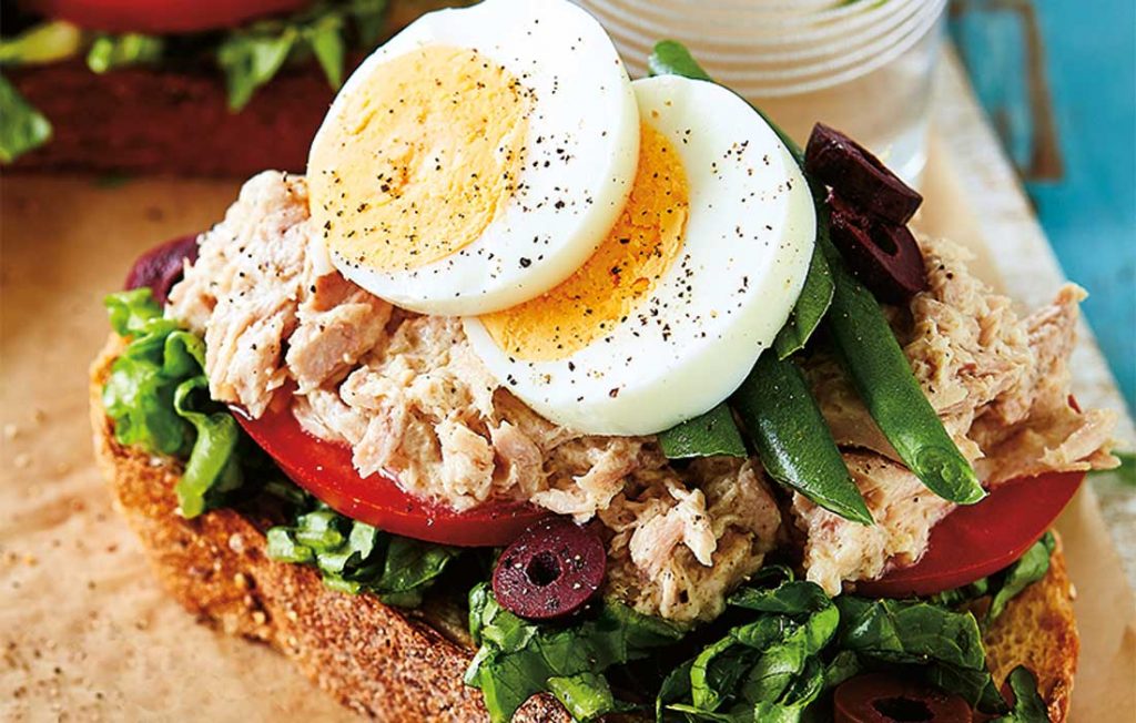 Niçoise salad stack