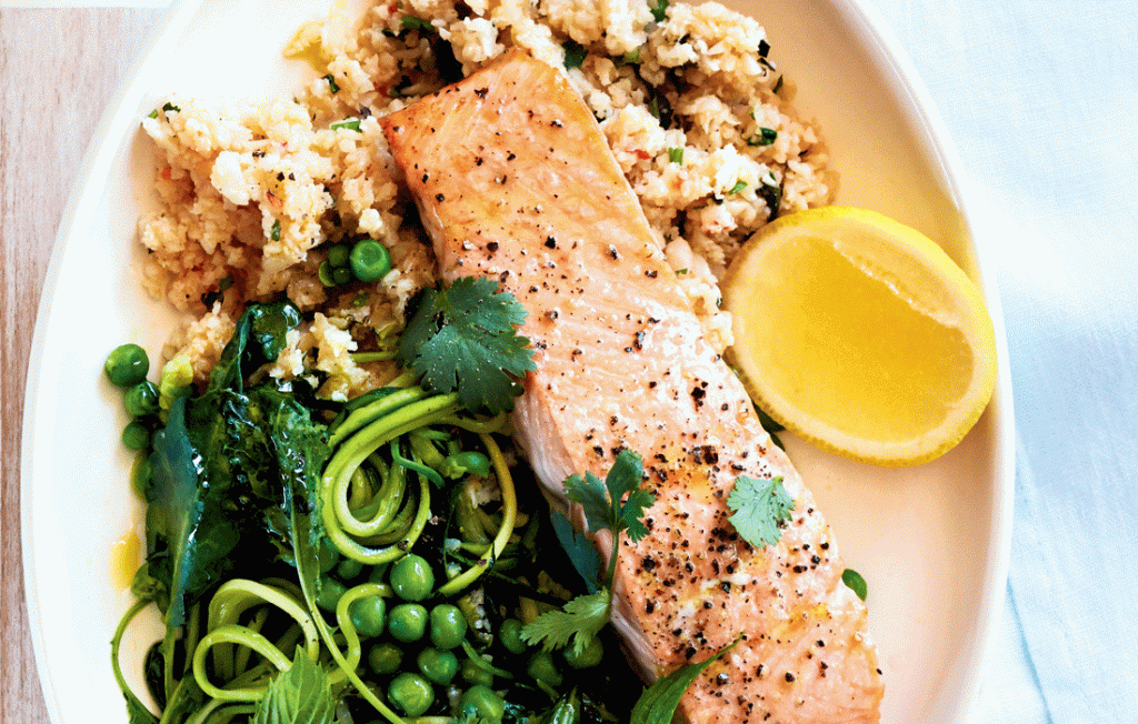Baked salmon with cauliflower rice Baked salmon with cauliflower rice