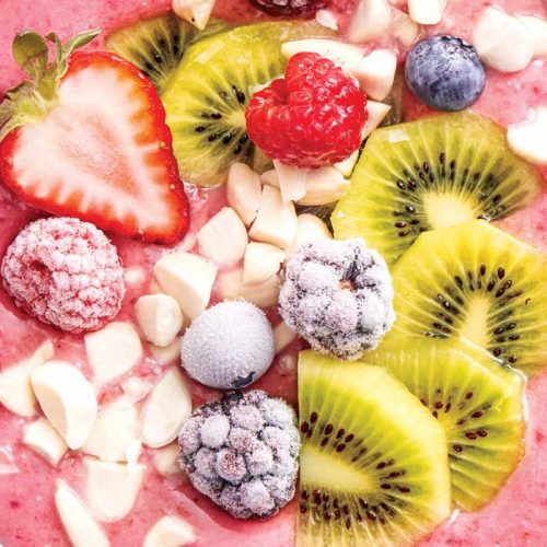 Spiced cherry smoothie bowl