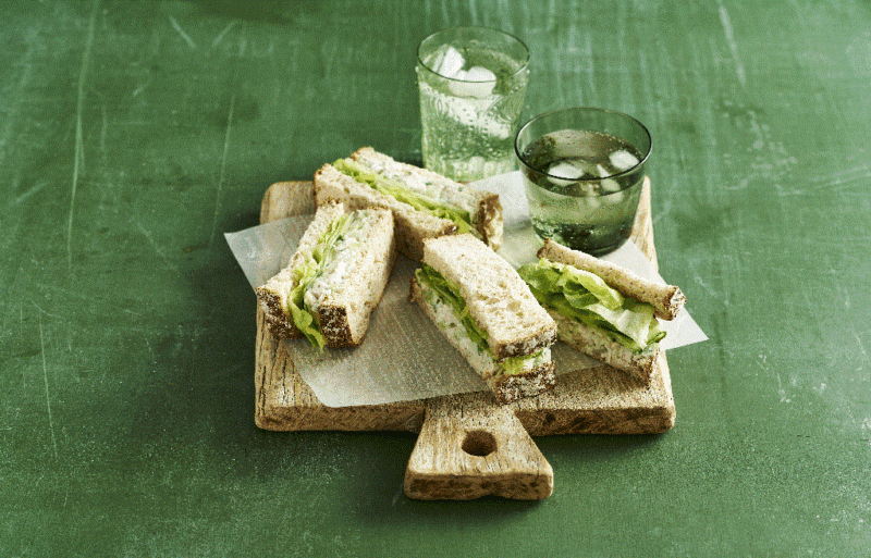 Chicken and fennel sandwiches
