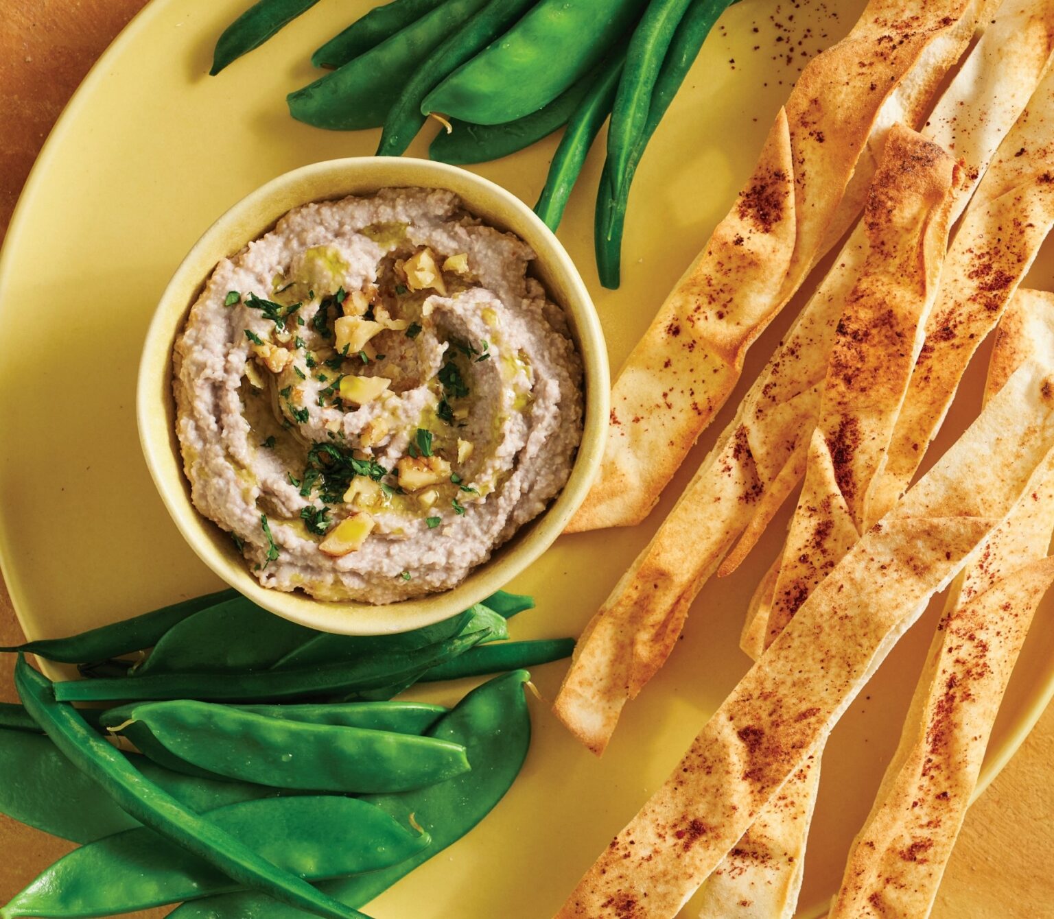 Vegan walnut and white bean dip