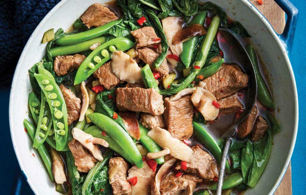Spicy pork and mushroom hotpot