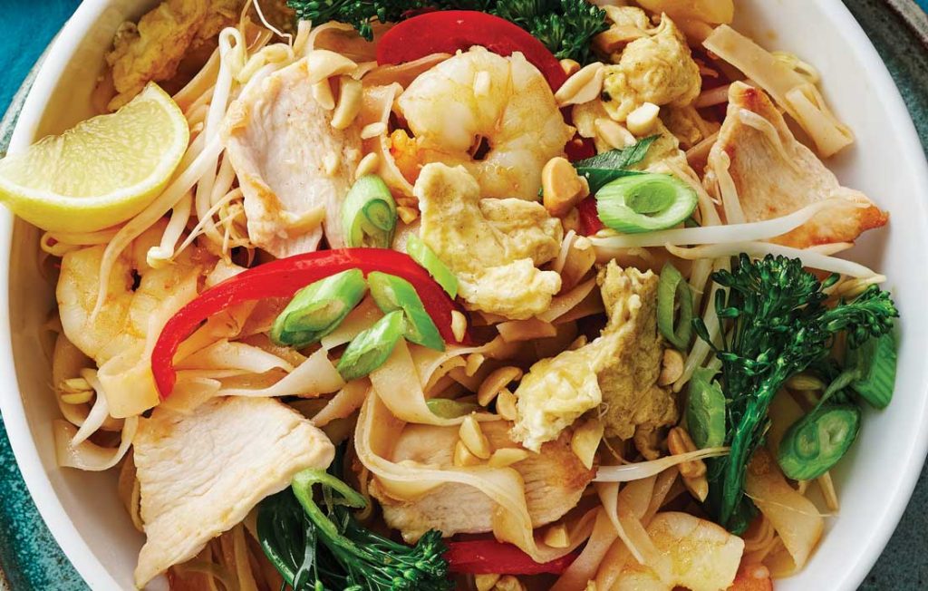 Chicken and prawn pad Thai Chicken and prawn pad Thai