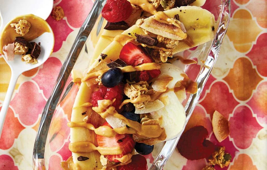 Banana split sundae