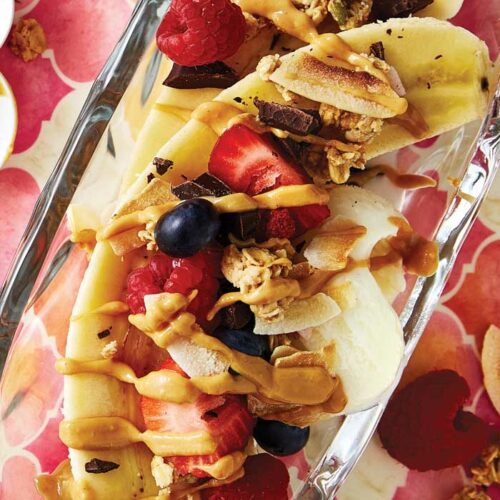 Banana split sundae