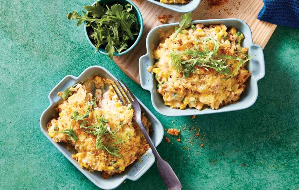 Crispy tuna and pasta bake