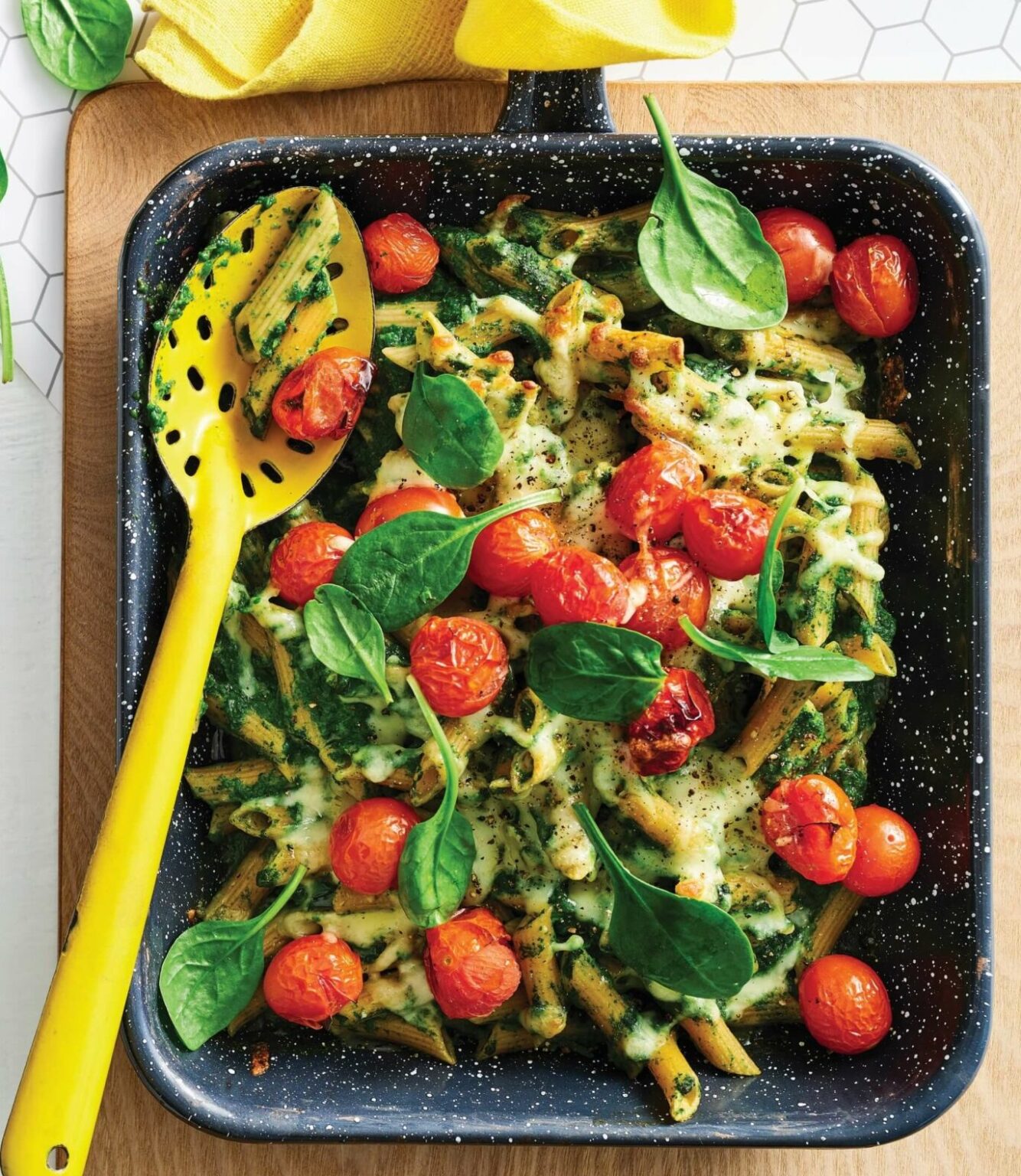 Green mac and cheese